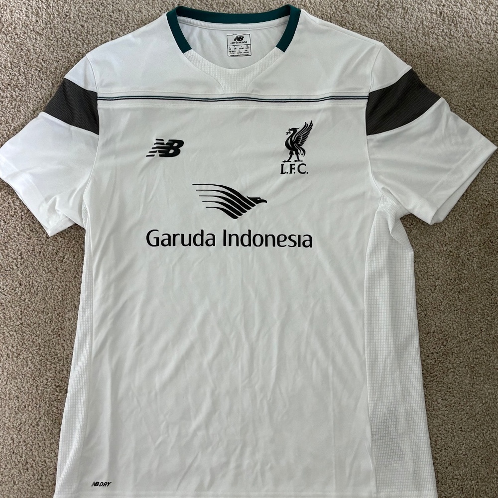 New Balance Unisex Liverpool Europa Jersey 2 Jersey - L - Season 15/16